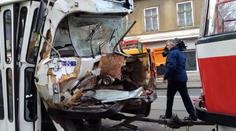 Tři nehody tramvají v jednom dni! V Brně se zranilo nejméně 10 lidí