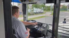 Řidiči autobusů v Budějovicích jsou ve stávkové pohotovosti. Požadují odstoupení ředitele podniku