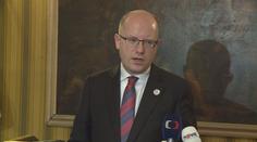 Premiéra Sobotku z letiště odvezli rovnou do nemocnice!