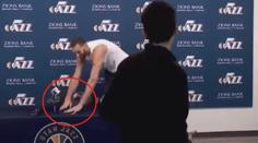 Gobert chtěl být vtipný a strašil novináře. Pak řekli, že má koronavirus