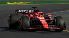 Verstappen nebyl ani jednou nejrychlejší. V tréninku se dařilo Leclercovi
