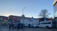 Policie znovu vyjížděla do Vysočan. Bleší trhy i přes zákaz opět otevřely