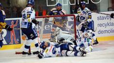 Rozhodčí udělili v duelu Kometa - Zlín 167 trestných minut!