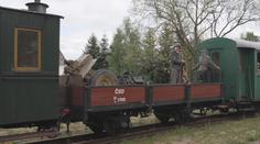 Sváteční den na Jindřichohradecku. Parní lokomotiva přivezla historický vlak