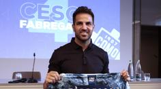 Cesc Fabregas definitivně končí s kariérou. Vydává se na trenérskou dráhu