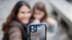Revoluční funkce: Z nového iPhonu bude možné volat i textovat bez signálu