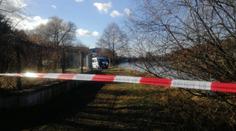 Muž (23) se přiznal k vraždě u rybníka i napadením v Praze. Obviněný není