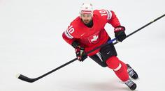 Legendární Ambühl se zapsal do historie. V kabině si z něj pak vystřelili