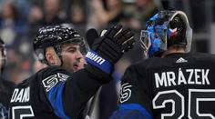 Nechtěný Mrázek vychytal výhru Toronta, Simon debutoval za Anaheim