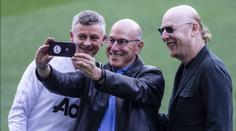 Osvobození pro fanoušky United? Vlastníci prý jednají o prodeji klubu