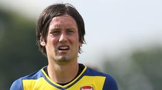 Arsenal už Rosického nepotřebuje! Nebyl ani na lavičce