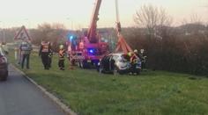 Policejní auto havarovalo v Praze, dva policisté skončili v nemocnici