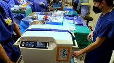Omyl lékařů zničil šance dvouletého chlapečka. Další operaci srdce by nepřežil