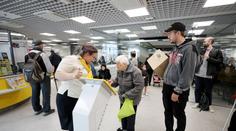 Česká pošta oznámila změnu. Dočasně omezuje příjem některých balíků