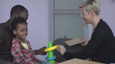 VÍKEND: Zázrak pro neslyšící děti v Africe