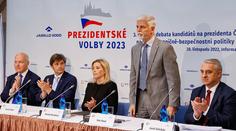 Google hlásí obrovský zájem o volby. Lidé chtějí znát názory Pavla