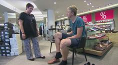 VIDEO: Rekordman z Německa je díky obřím chodidlům v knize rekordů
