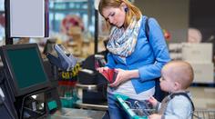 Velký obchodní řetězec chystá novinku. Zásadně ovlivní placení nákupů