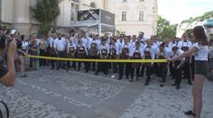 VIDEO: V Karlových Varech honili číšníci falešného vrchního