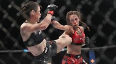 Po drtivém K. O. konec kariéry. S MMA se emotivně rozloučila bývalá šampionka