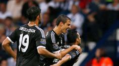Bláznivý zápas! Chycená penalta, červená pro Terryho i Pedrův gól