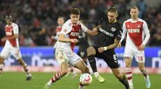 Bayer s Hložkem opět vyhrál. Král asistencí pomohl ukončit sérii proher