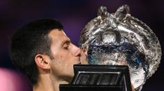 Neskutečné! Djokovič vypráskal soupeře a slaví další titul z Austrálie