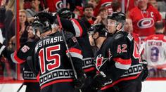 Gól proti lídrovi NHL. Nestrašil pojistil cennou výhru Caroliny!