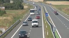 Část dálnice D3 bude na víkend uzavřena. Silničáři musí zbourat most kvůli odpočívadlu