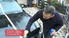 Češi vymysleli unikátní nanopastu na auta. Auto se samo čistí!