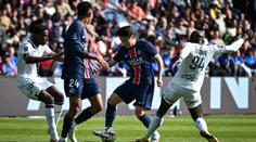 PSG prochází ligou stále bez porážky, Marseille využilo zaváhání Monaka