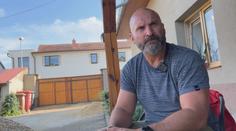 Ivo měl umývat okna, dostal 22 tisíc voltů. Teď žaluje energetickou společnost