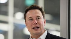 Elon Musk přiznal, že má covid-19. Předtím testy zpochybňoval