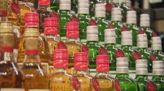 ANKETA: Odborníci chtějí omezení prodeje alkoholu. Část politiků je pro