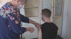 Lidé mají velký zájem o očkování. Do některých obcí už vyjel mobilní tým