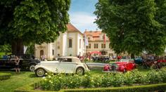 Oslavy Ferrari, výstava veteránů a bohatý doprovodný program