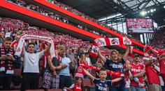 Boží pomoc pro bundesligový klub. Fanoušci v katedrále slyšeli klubovou hymnu