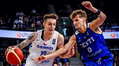 Čeští basketbalisté začali předkvalifikaci OH výhrou. Srazili domácí Estonce
