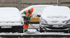 Senátoři chtějí nižší daně pro obce, které častěji trápí sníh