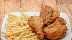 Student měl jíst v KFC rok zdarma. "Je to jen fáma," popírá fastfood