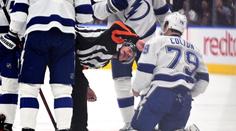 Play-off NHL začalo dvěma prasárnami. Zákeřnost zezadu předvedl i kapitán