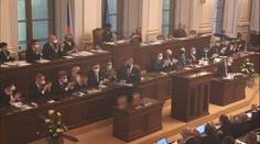 Jednání Sněmovny pokračuje. Na programu je zdravotní pojištění