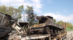 Místo oslav zkáza. Majitel tanků poničených požárem promluvil