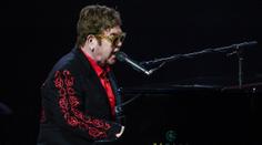 Potvrzeno! Elton John chystá poslední turné, objeví se i v Praze