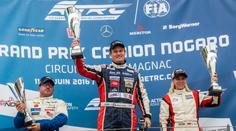 Lacko si podmanil Francii, všechny ale šokoval nováček Forman!