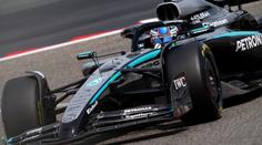 Poslední den testů F1: Nejrychlejší Russell, Antonelli nejlepším nováčkem