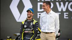 Neměl se sázet! Bývalý šéf stáje F1 musel kvůli svému jezdci na tetování