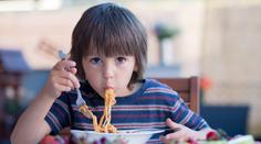 Na pulty českých obchodů se dostaly závadné těstoviny. Doma je může mít každý
