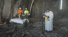 Začala ražba tunelu na dálnici D35. Panují obavy z nestabilního terénu