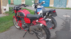 Policisté dopadli údajné zloděje tří motorek. Majiteli se ale vrátily jen dvě